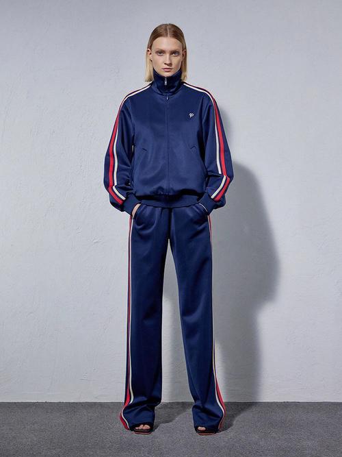 om tracksuit,Discover the Om Tracksuit: A Comprehensive Guide